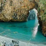 Aria Di Mare Family Bed & Breakfast