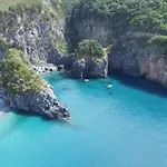 Aria Di Mare Family Bed & Breakfast 3*
