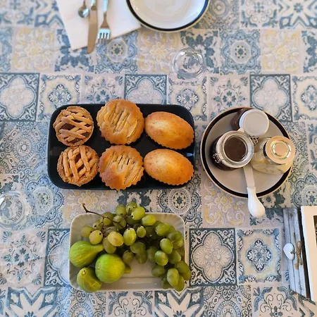 Aria Di Mare Family Bed & Breakfast 3*